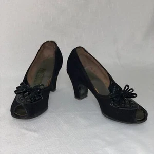 Antique 1920 Black Velvet Heel Peep Toe Pump 8 Slip On  Flapper Era Vintage - Picture 1 of 14