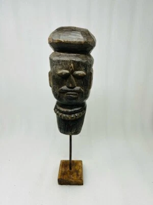 Estatua de hombre tallada a mano de madera antigua estatua de hombre Rajasthani de madera Foto 1 de 4