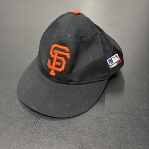 GORRA DE BÉISBOL NEGRA JUVENIL DE LOS GIGANTES DE SAN FRANCISCO CON CORREA AJUSTABLE - Imagen 1 de 3