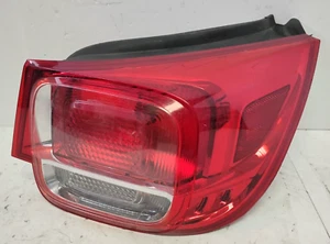 2013-2015 Chevrolet Malibu RH Passenger Tail Light OEM 23151404 - Picture 1 of 14