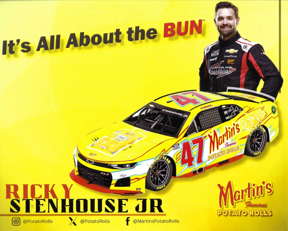 Postal de la serie NASCAR #47 "Martin's Potato Rolls" #47 de Ricky Stenhouse Jr 2025 Foto 1 de 1