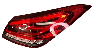 Luz trasera Mercedes CLA250 🚗 Lámpara lateral derecha OEM A1189068000 2014-2025 Foto 1 de 4