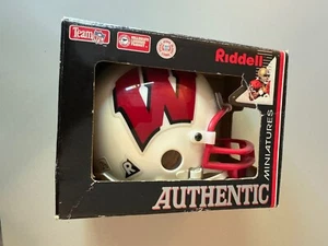 VTG 1995 Wisconsin Badgers Riddell NFL Mini Football Helmet Size 3 5/8 - Picture 1 of 4
