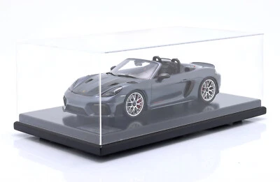 New Spark Porsche 718 (982) Spyder RS 2024 1:12 Model Car Grey 0232180RSPY KidBX - Immagine 1 di 4