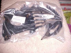 BMW NEW OEM Genuine  F32 F33 F36 Front Bumper Trim Grille Right 51118054508 - Picture 1 of 3