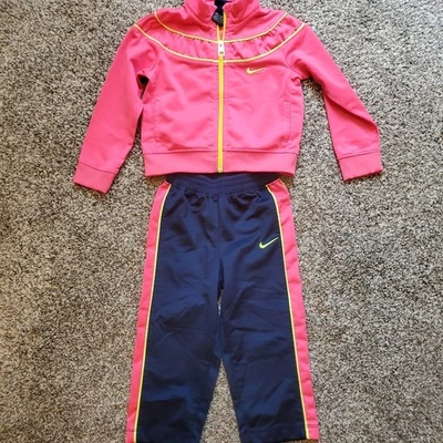 Nike Conjunto de Calentamiento Tricot Frontal Acanalado 2 Piezas Rosa/Azul Marino 2T/24 Meses Cremallera Completa Top Foto 1 de 4
