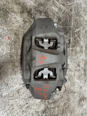 2022 AUDI A6 Passenger Right Side Front Brake Caliper OEM with Bracket  - Image 1 of 4