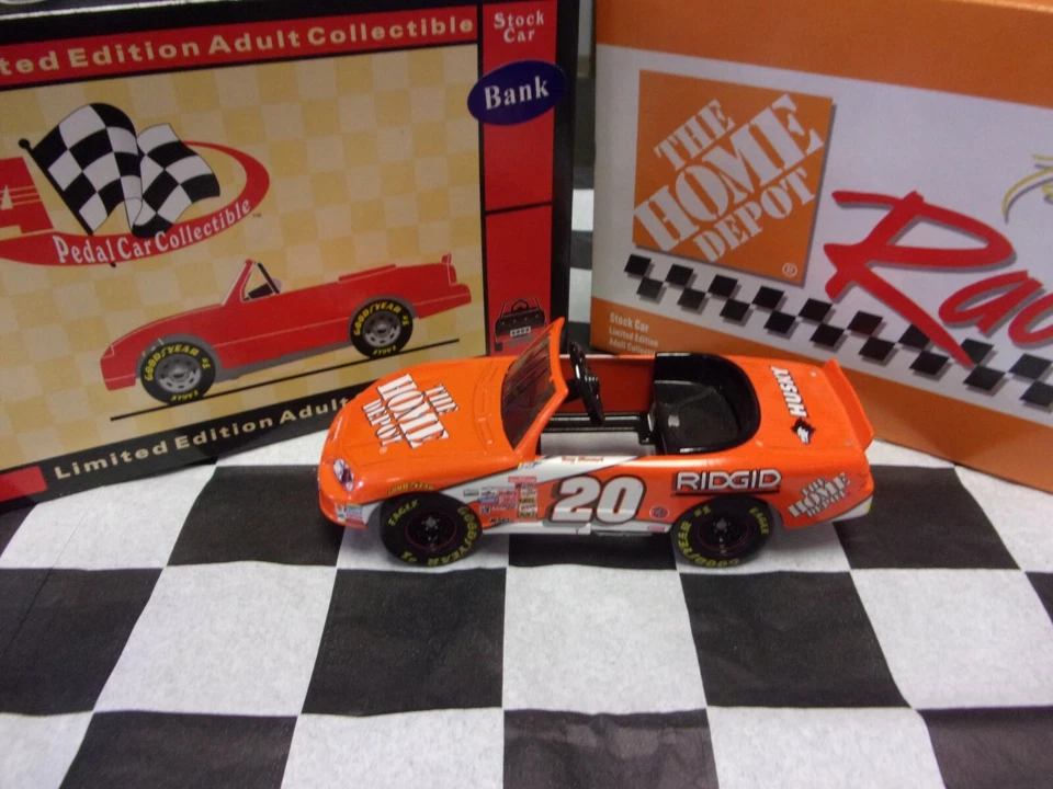 1999 Tony Stewart #20 Home Depot Stock Pedal Car 1 43 Scale Action BANK W9940308