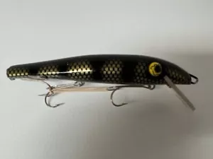 Ziggie Lures,  Muskie Pike Crank, Twitch Bait  6" Straight Black Perch  - Picture 1 of 15