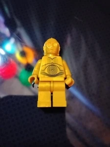 Lego Star Wars minifigure- C-3PO - Picture 1 of 3