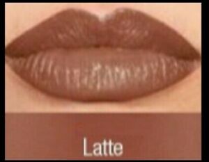 Avon true color Lipstick in Latte 💞💞💞💄💄💄💄💄