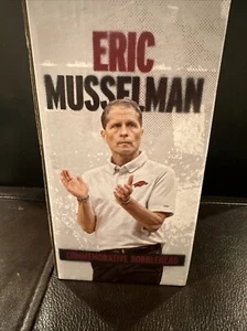 COACH ERIC MUSSELMAN BOBBLEHEAD Arkansas Razorbacks Hog Basketball Souvenir - Picture 1 of 2