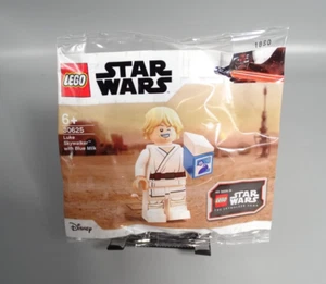 LEGO Star Wars: Luke Skywalker with Blue Milk Minifigure 30625 **SEALED** - Picture 1 of 3