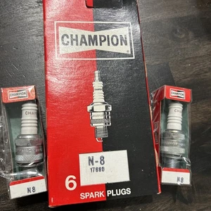 CHAMPION N-8 SPARK PLUGS box of 6 New old Stock Vintage N8 Champion - Picture 1 of 3