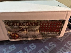 Dwarven Forge MasterMaze Fantasy Set Catacombs Painted - Picture 1 of 5