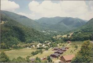 Sequatchie Valley Tennessee TN. Color Photo 4" x 6" c1980s - Picture 1 of 2