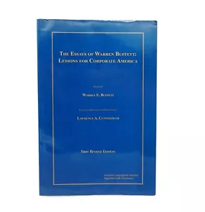 The Essays of Warren Buffett Lessons for Corporate America - 1st Revised Edition - Foto 1 di 4