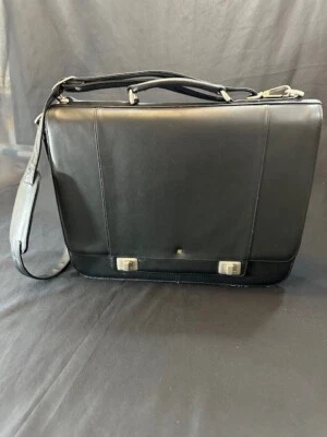 Black Leather Messenger Bag with Strap by Leeds - Изображение 1 из 4