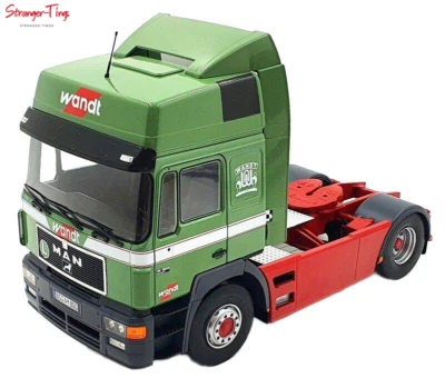 Grupo de coches modelo MAN F2000 verde 1994 escala 1/18 Foto 1 de 4