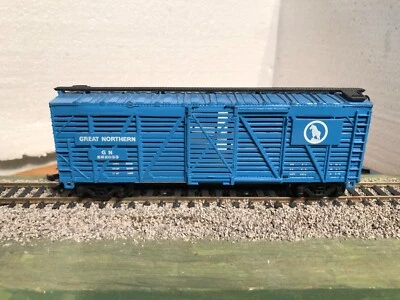HO Scale 40’ Great Northern Single Deck Stock Car (24-078) - Image 1 of 4
