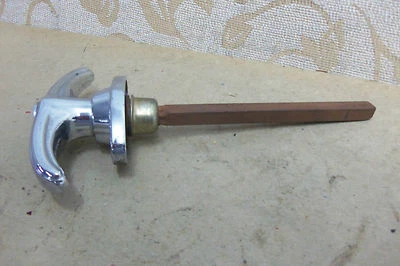 NOS FORD PREFECT ANGLIA MG Y MORRIS 8 AC COBRA WILMOT BREEDEN BOOT LID Handle - Image 1 of 4