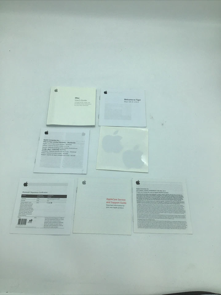 Apple iMac 2006 User's Guide Manual With Apple Stickers. - Image 1 of 4