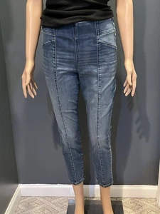 Simply Vera Wang Womens Size 6 Medium wash Pull On Denim Crop EUC - Picture 1 of 6