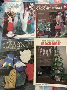 VNT Macrame Weaving Patterns Magazines Booklets 70s Lot Of 16 Made USA Crochet - Picture 1 of 4