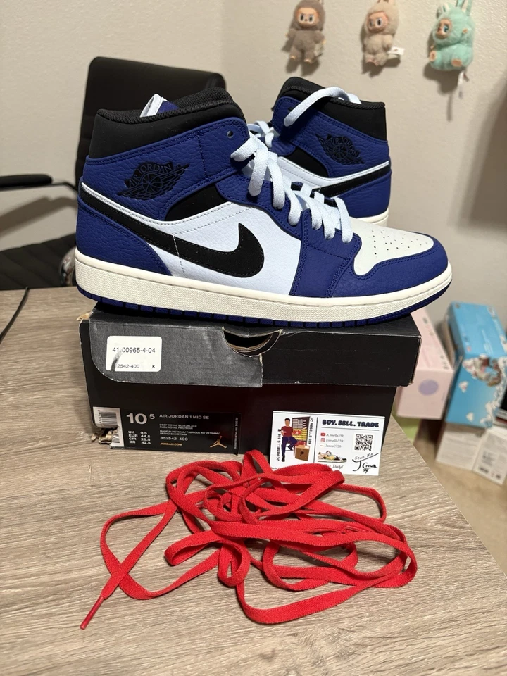 Talla 10.5 - Nike Air Jordan 1 Retro Mid SE Azul Real Profundo Para Hombre Foto 1 de 4
