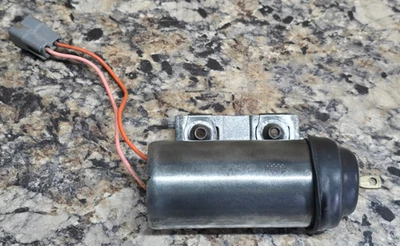 Jaguar XJ Series 2 y 3 y XJS - Solenoide de bloqueo central L/H - BD44216 Foto 1 de 4