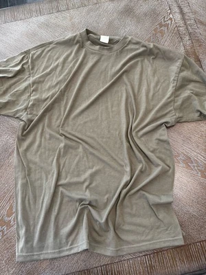 "Nueva camiseta Skilcraft verde ejército hecha en EE. UU. manga corta XXL axila a axila 27""" Foto 1 de 4