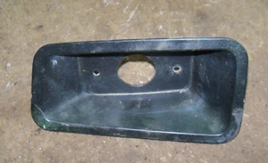 John Deere Onan 316 318 322 330 332 420 430 Rücklicht Eimer Blende, linke Seite - Bild 1 von 2