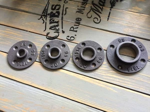 1/2 Malleable Iron Pipe Fittings Floor Flange 1/2" Threaded BSP Wall Mount - Picture 1 of 6