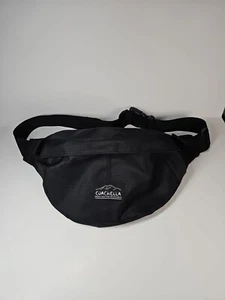 Paquete H&M Coachella Fanny con correa ajustable - Imagen 1 de 9