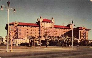 Hotel Galvez, Galveston Texas, Unposted Chrome Vintage PC - Picture 1 of 2