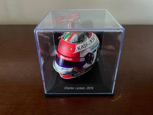 Charles Leclerc Helmet 1:5 2019 Winner Monza GP - Foto 1 di 5