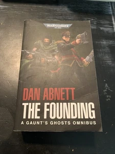 Founding : A Gaunt's Ghosts Omnibus by Dan Abnett (2017, Trade Paperback) - Imagen 1 de 7