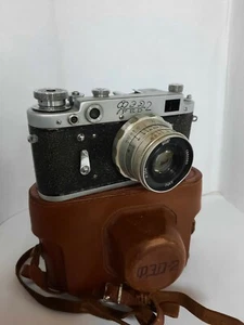 Fed 2 INDUSTAR-26m 2,8 / 52mm old USSR camera in a leather case - Picture 1 of 11