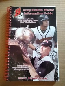 2005 Buffalo Bisons Minor League Baseball Media Information Guide - Picture 1 of 3