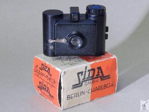 SIDA Optik Berlin Mini-Kamera Kleinstbildkamera 1:8/35 mm mit Zink-Guss Gehäuse - Bild 1 von 24
