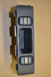 2004 PILOT Heated Seat Switch Panel - Picture 1 of 2