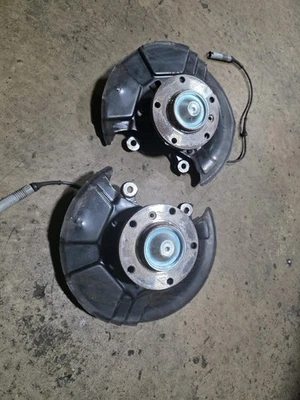 BMW Z3 1996-2002 2,8 L bujes izquierdo y derecho nudillos cojinete de husillo OEM Foto 1 de 4