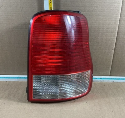 2002 Kia Sedona Rear Right Passenger Side Tail Light Assembly - Image 1 of 4