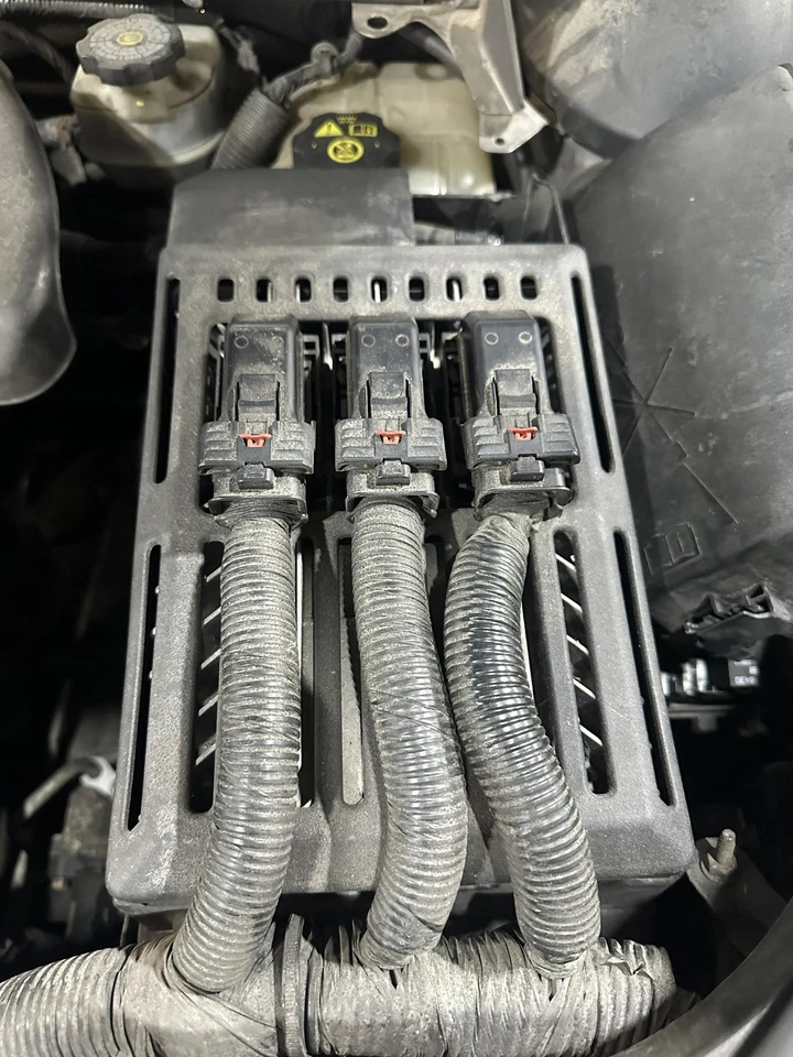 12 CADILLAC SRX Engine/motor Brain Box - Изображение 1 из 1