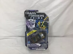 2012 Transformers Prime Dark Energon Bumblebee Figure Series 1 MOC Sealed New - Picture 1 of 2