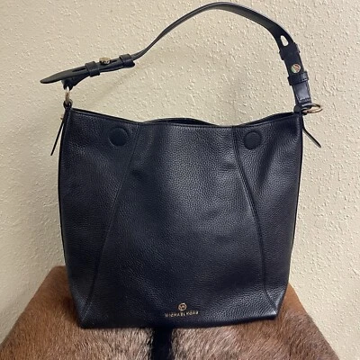 Michael Kors $278 Lucy Black Pebbled Leather Medium Hobo Shoulder Bag Magnetic - Image 1 of 4
