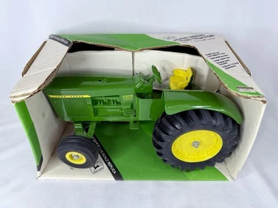 Ertl #555 John Deere 5020 tractor diésel 1:16 diecast réplica Foto 1 de 4