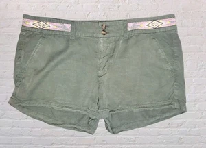 American Eagle Aztec Embroidered Shorts Size 12 Green Low Rise Festival Boho - Picture 1 of 6