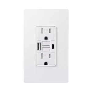 Weiße 15 Amp manipulationssichere GFCI Duplex Steckdose mit USB-A, USB-C Ladegerät - Bild 1 von 12