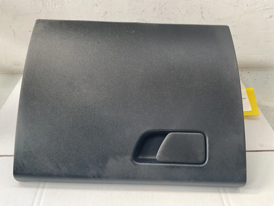 CASSETTO PORTA OGGETTI PER FORD Fiesta 7° Serie H1BB-06010 (17>>) - Immagine 1 di 4